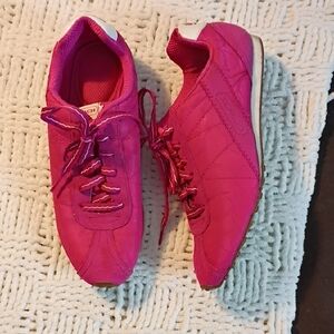 Coach Women's Fuchsia Sneakers
